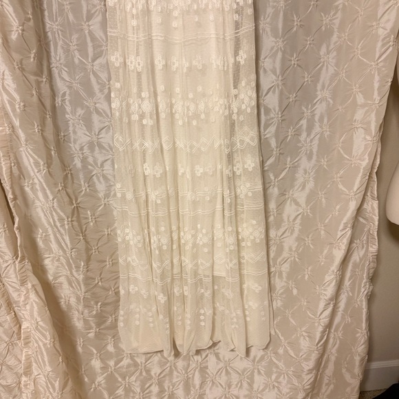 SUNDANCE Ivory White Lace Embroidered Maxi Dress Sleeveless Boho Festival Style - Picture 5 of 9